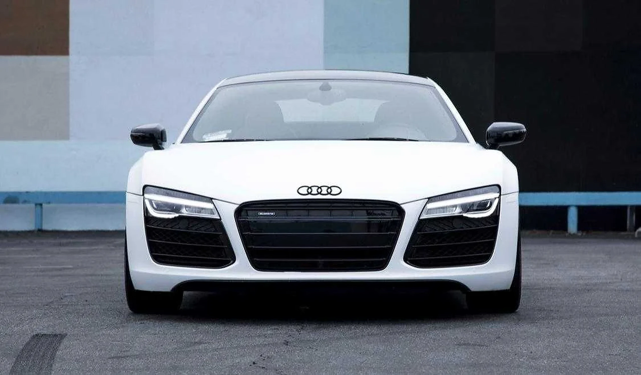 Audi R8 V10 Coupé photographed for the ALLCARS contact guide