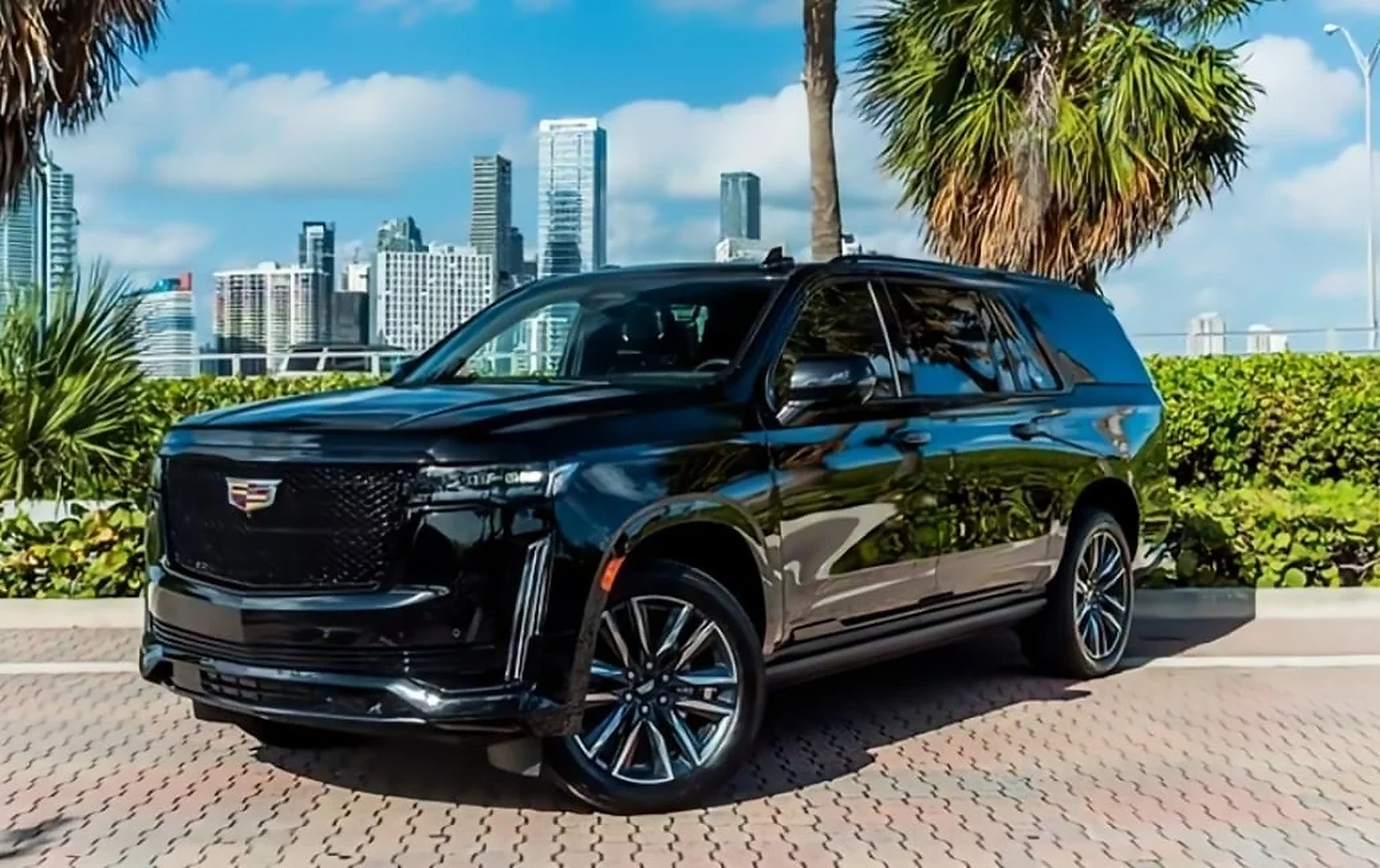 Cadillac Escalade ESV detail relevant to miami cruise-port car delivery on ALLCARS