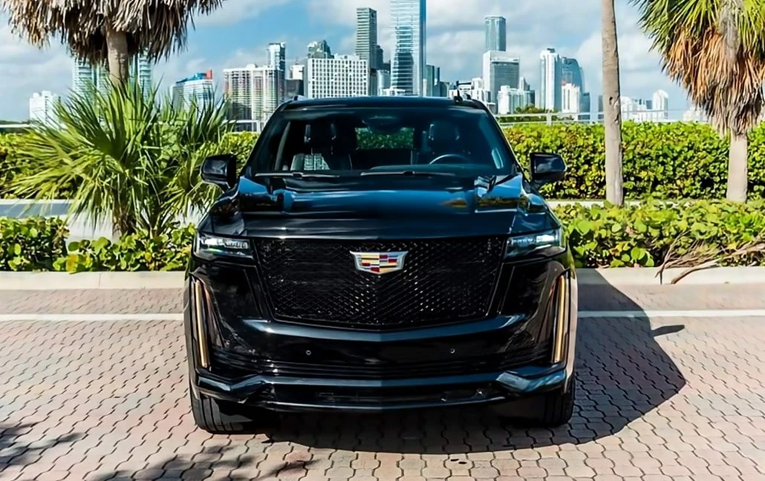 Cadillac Escalade ESV detail relevant to private jet & fbo delivery on ALLCARS
