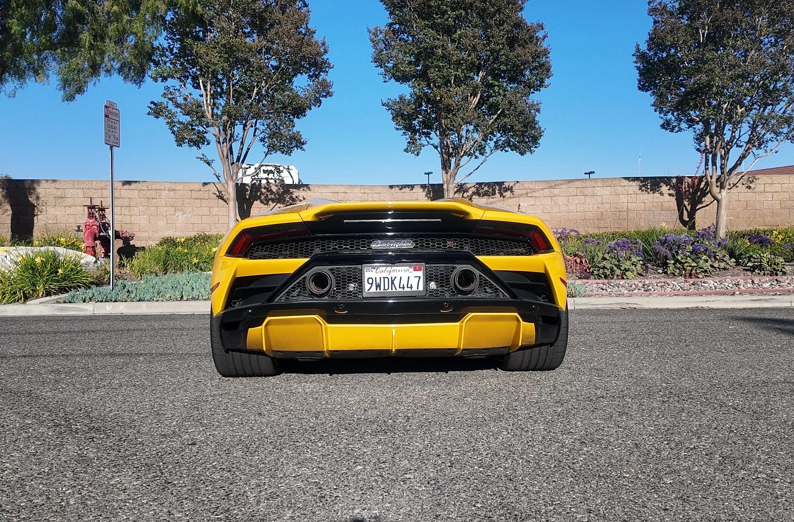 Lamborghini Huracán EVO Spyder detail relevant to weekend exotic rentals on ALLCARS