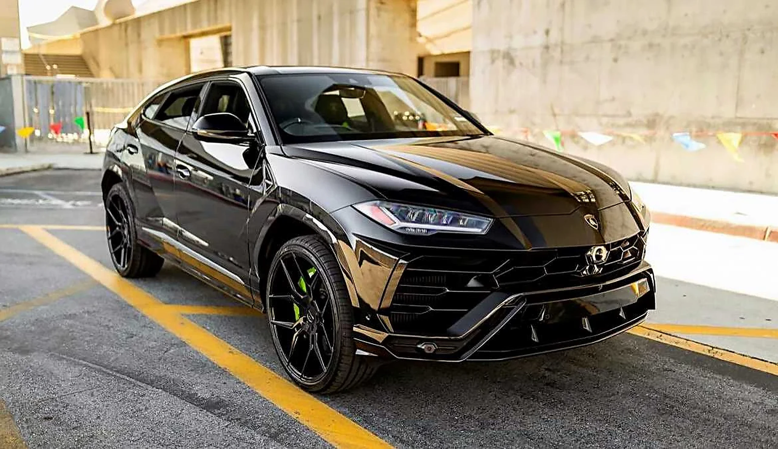 Lamborghini Urus photographed for the ALLCARS disclosure guide